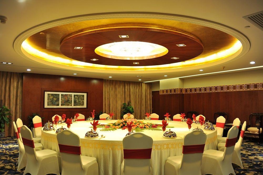 שנגחאי Jin Jiang Pine City Hotel מראה חיצוני תמונה