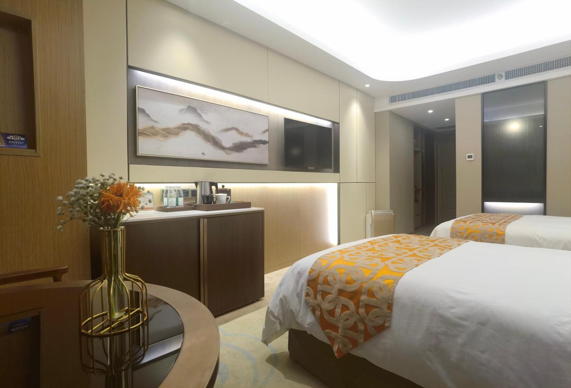 שנגחאי Jin Jiang Pine City Hotel מראה חיצוני תמונה