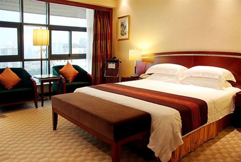 שנגחאי Jin Jiang Pine City Hotel מראה חיצוני תמונה